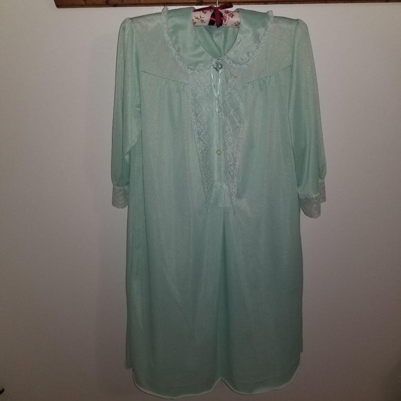 Gilbreath Vintage M Lace Womens Nightgown - Picture 10 of 12